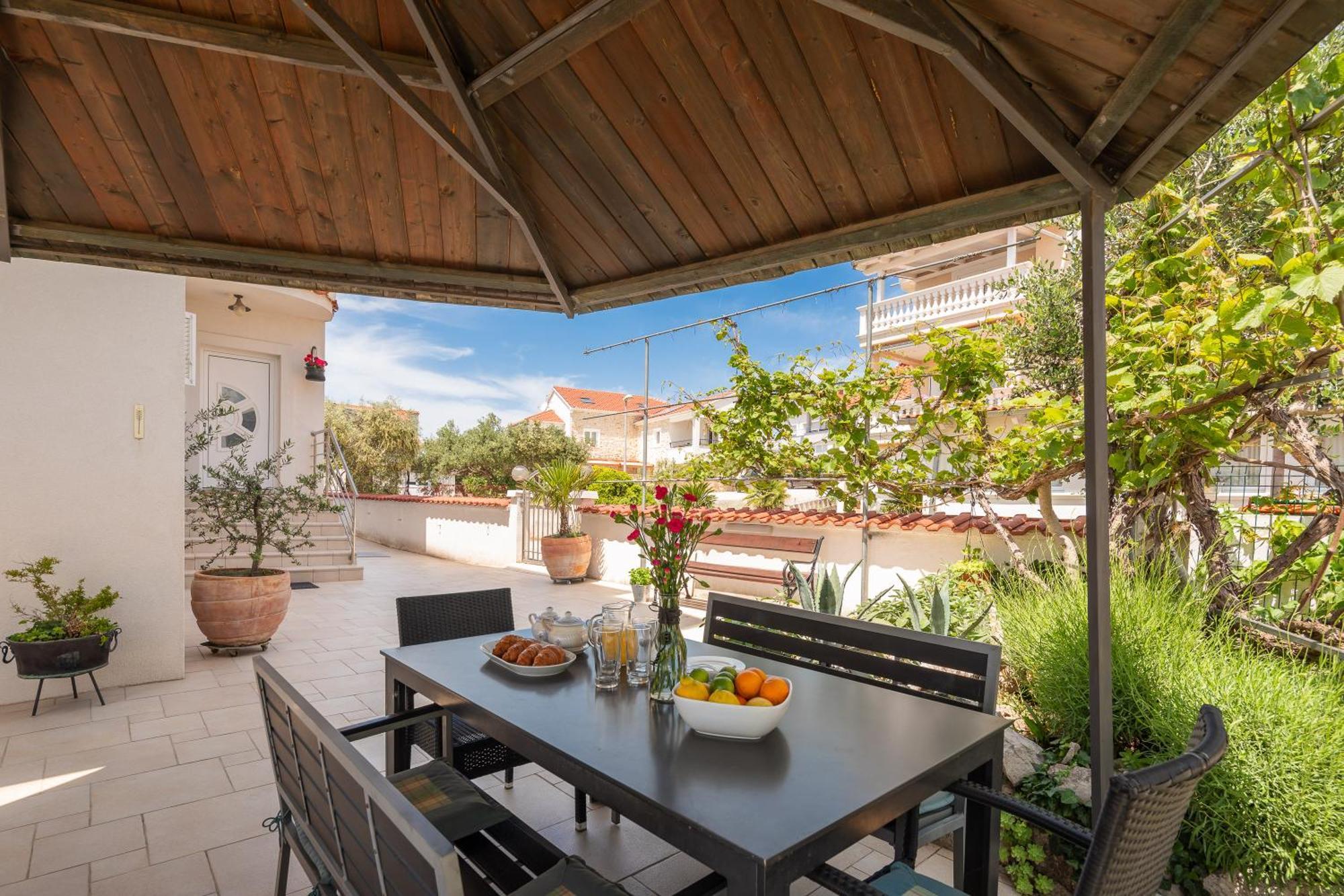 Apartments Tihi III Vodice Eksteriør bilde