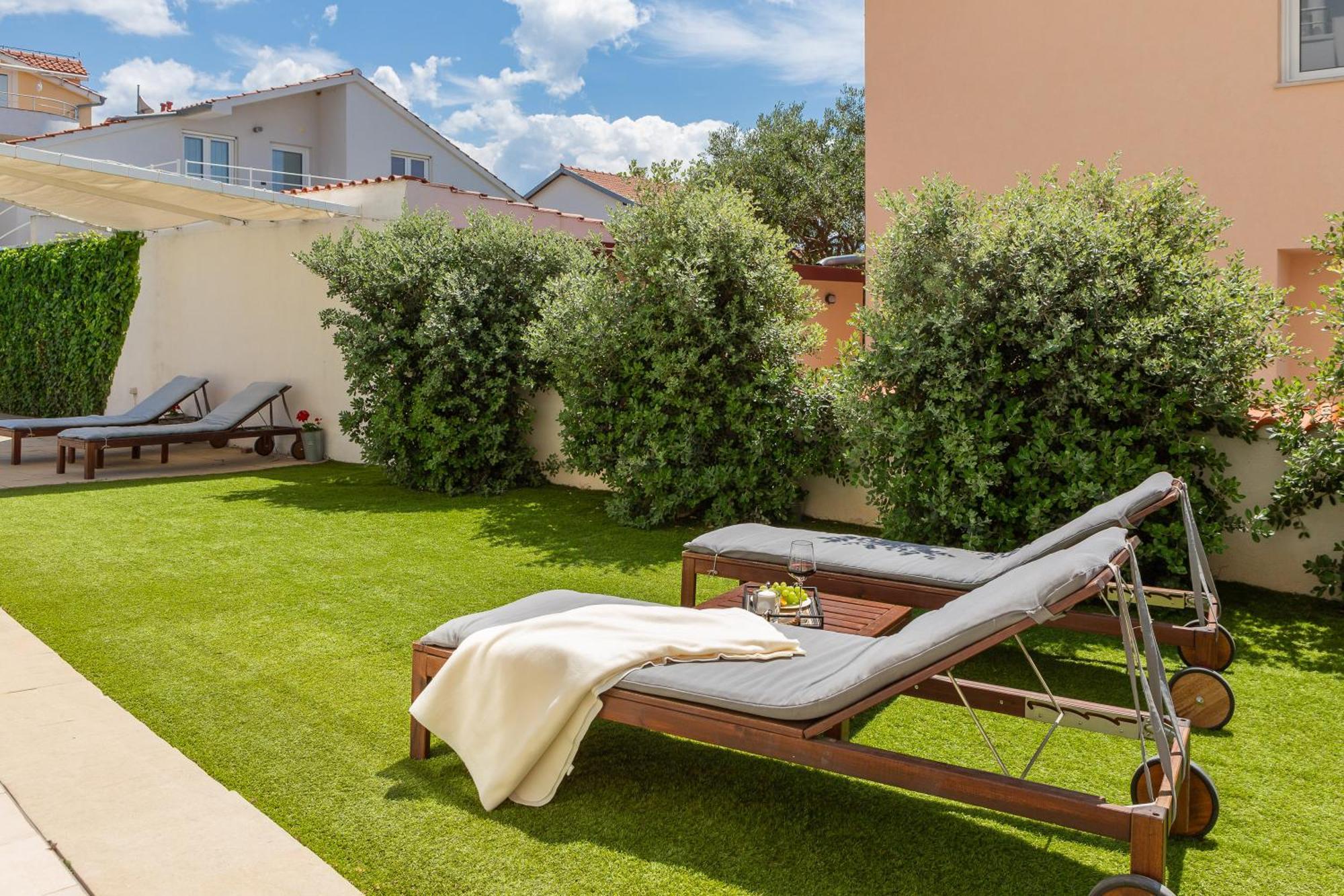 Apartments Tihi III Vodice Eksteriør bilde